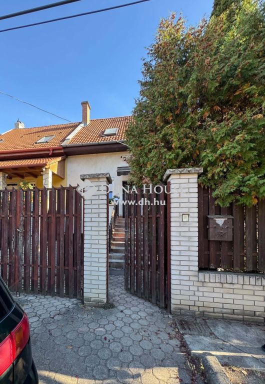 Eladó Ház Budapest XVI. kerület, 
