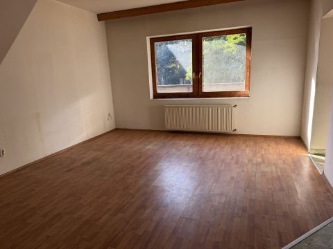 Eladó Ház 1039 Budapest 3. kerület Csillaghegyen Dunapartól néhány percre felújítandó ház!
