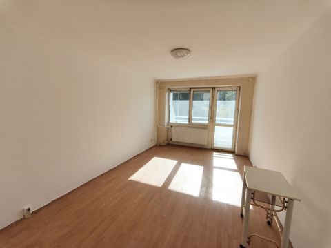 Eladó Lakás 2800 Tatabánya 