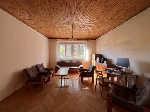 Eladó Lakás 1126 Budapest 12. kerület Orbánhegy, 2 szoba, 2 erkély, csend és zöld környezet