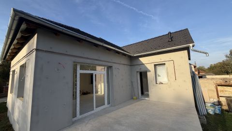 Eladó Ház 9756 Ikervár , Virág utca 6