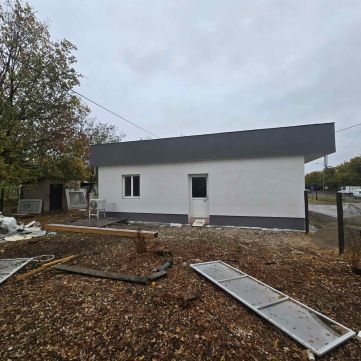 Eladó Ház 6031 Szentkirály NAPPALI+3 SZOBÁS ÚJJÁÉPÍTETT CSALÁDI HÁZ!