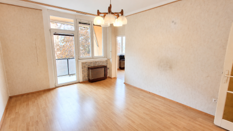 Eladó Lakás 1181 Budapest 18. kerület Szigetelt ház, második emelet