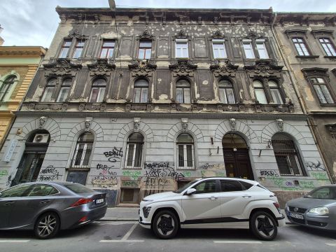 Kiadó Lakás 1061 Budapest 6. kerület 
