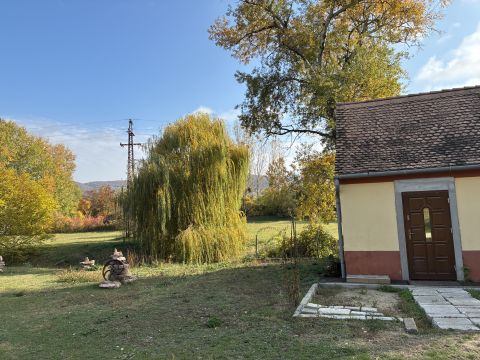 Eladó Ház 2800 Tatabánya 